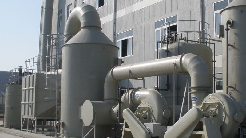 油烟净化器主要通过以下几种方式去除油烟：